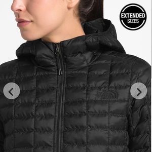 Women’s thermoball eco hoodie *SOLD*